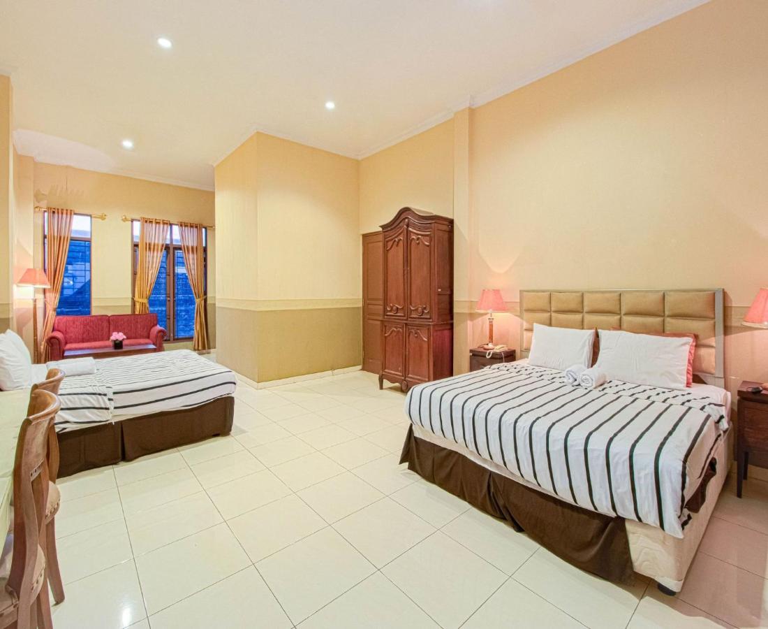 D'Talent Hotel Yogyakarta Exteriér fotografie